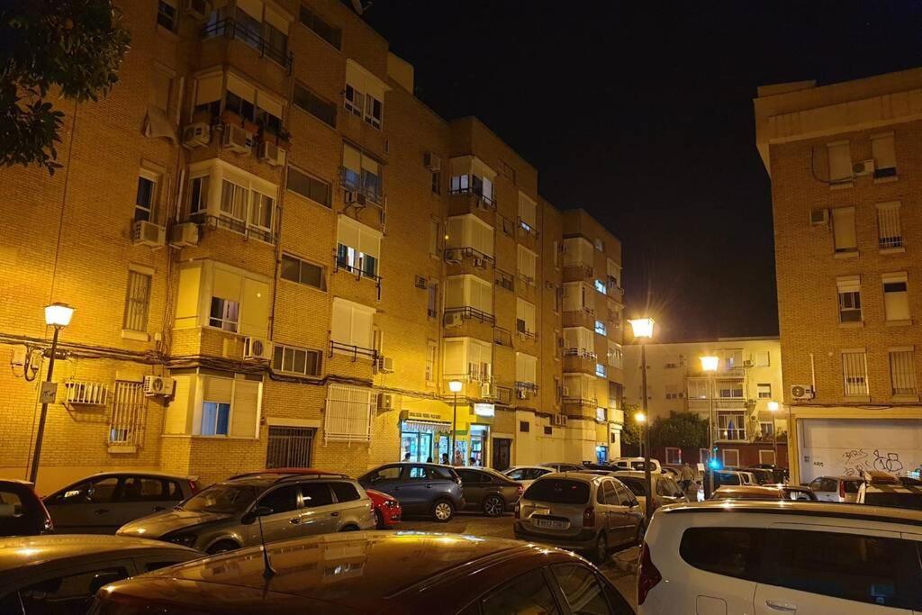 Beautiful And Cozy Apartment In Seville. Eksteriør bilde